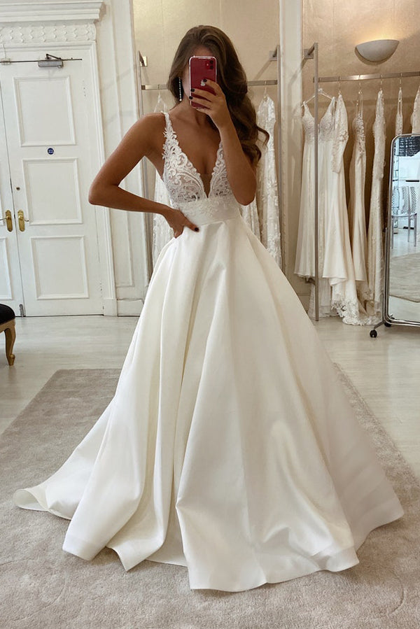 Elegant V-Neck Lace Wedding Dress Elegant V-Neck Lace Wedding Dress