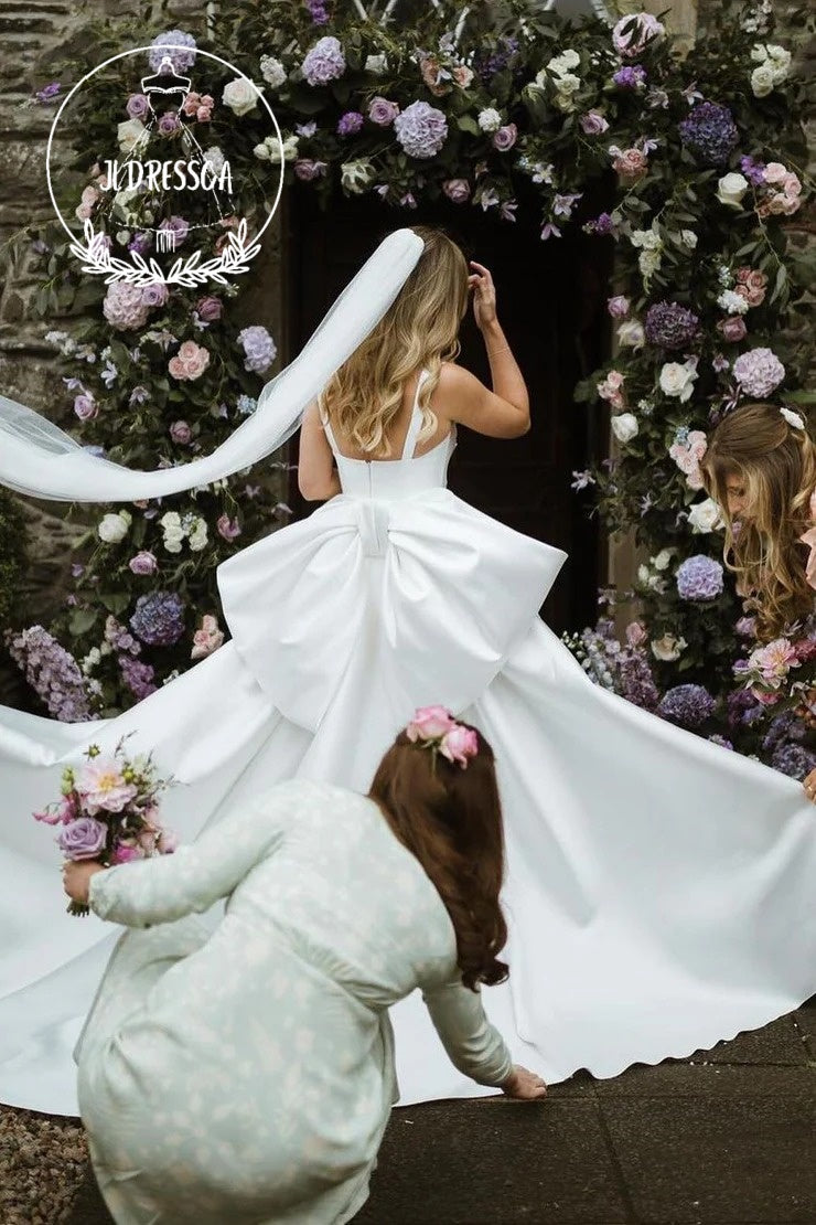 Charming White Satin Wedding Dresses with Scoop Neck and Bow, WD25022