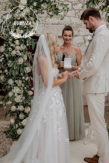 White A-Line Sweetheart Tulle Wedding Dress with Appliques, WD25035