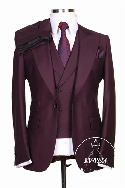 Burgundy Slim Fit Peaked Lapel Prom Outfits For Men, SU25173