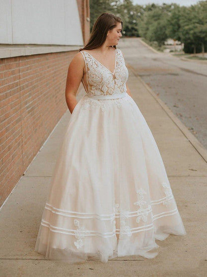 Ivory Ball Gown Sleeveless Lace Applique Tulle Plus Size Prom Dress , PD2310108