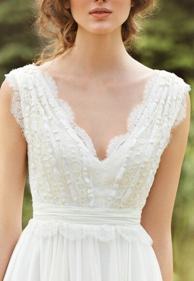 Elegant Ivory Chiffon Lace V-neck Floor-length Wedding Dress, WD2308231
