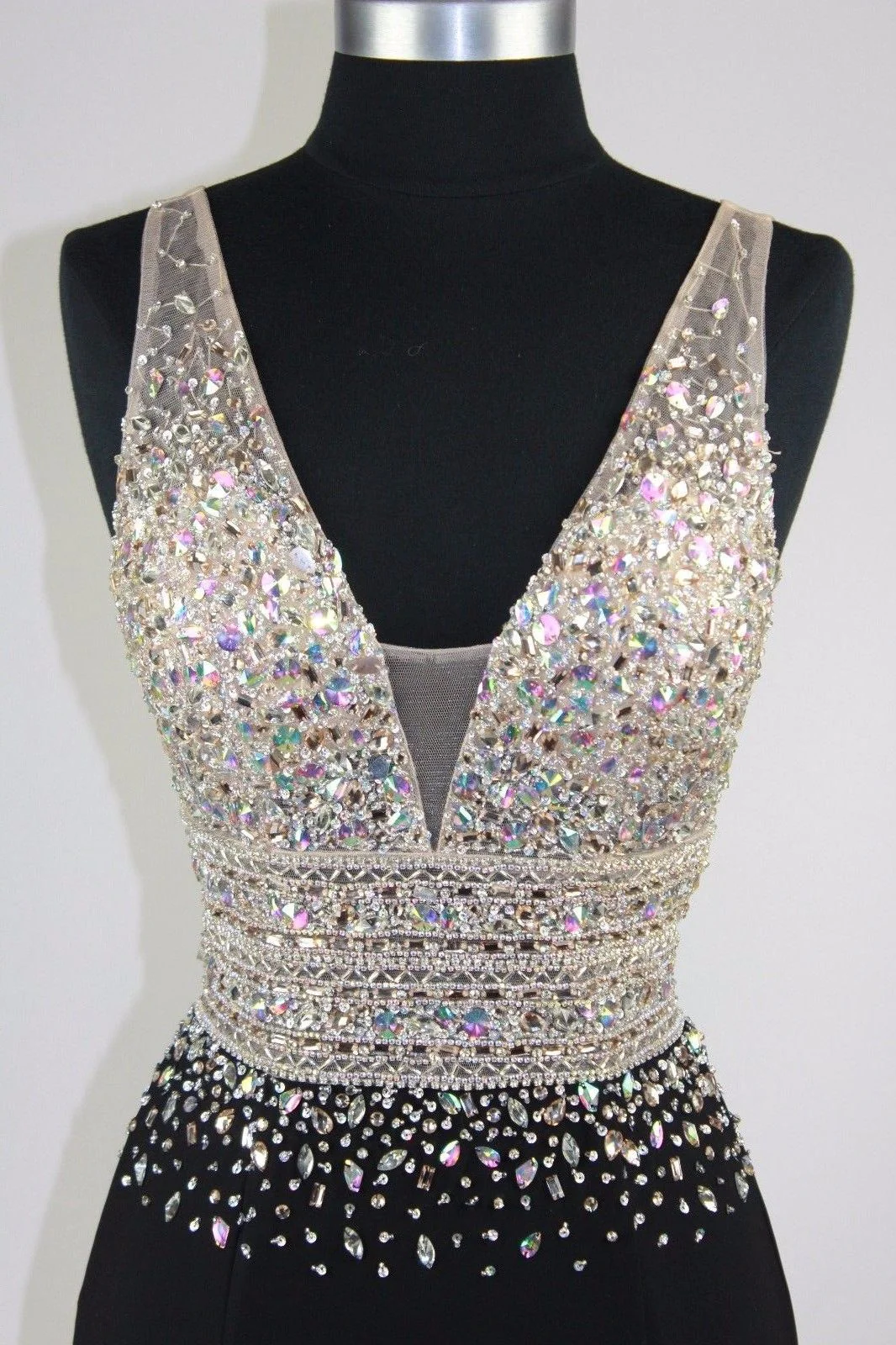 Black V-Neck Long Prom Dress with Beads, BD4578