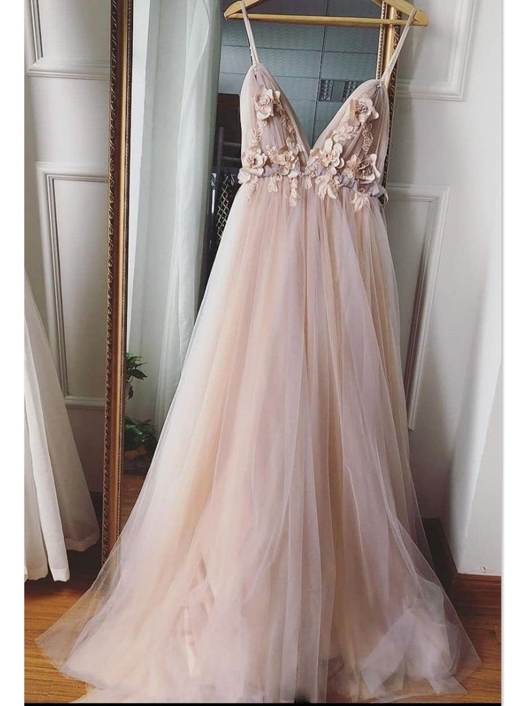 Champagne V-Neck Wedding Dresses with Tulle Floral, WD23022633
