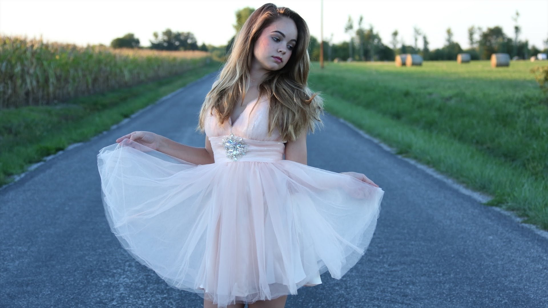 Light Pink Tulle V Neck 2017 Homecoming Dress for Girls